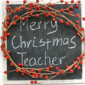 12 Thoughtful Christmas Gift Ideas for Teachers