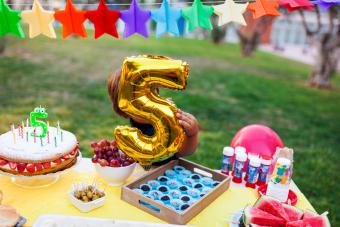 20 Creative Ideas for Celebrating a Golden Birthday in Style