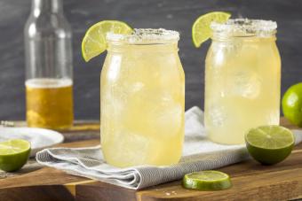 Crisp & Tangy Beer Margarita: A Refreshing Boozy Mashup