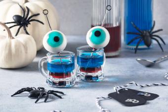 22 Terrifyingly Tasty Halloween Shot Recipes & Ideas