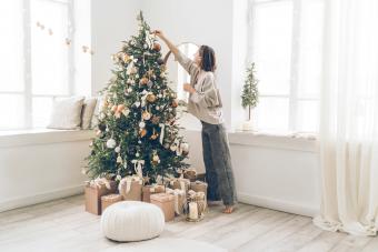 Make Your Christmas Tree Last Longer With These Tips